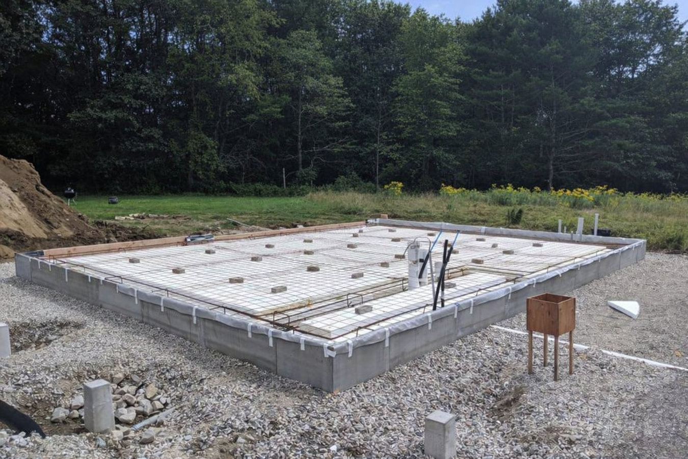 Slab foundation building in Fontana, CA